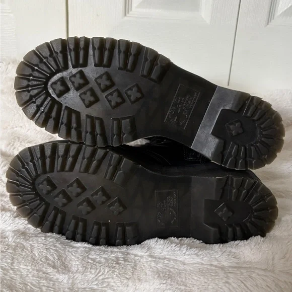 Dr. Martens Jadon Boot Smooth Leather Platforms | Mens 6 / Womens 7.5 | - Picture 7 of 10